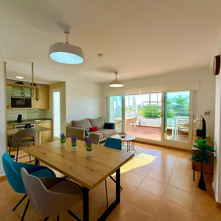 Casa Costa Serena 아파트